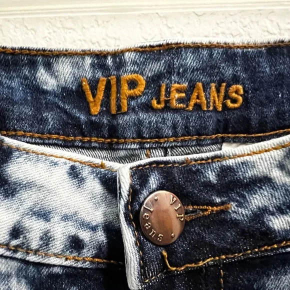 VIP Vintage Acid Washed and Destroyed Jeans - Picture 10 of 11
